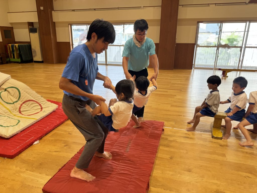 体育教室☆鉄棒チャレンジ