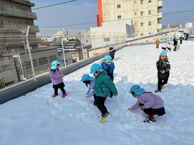 雪遊び♪と制作遊び♪